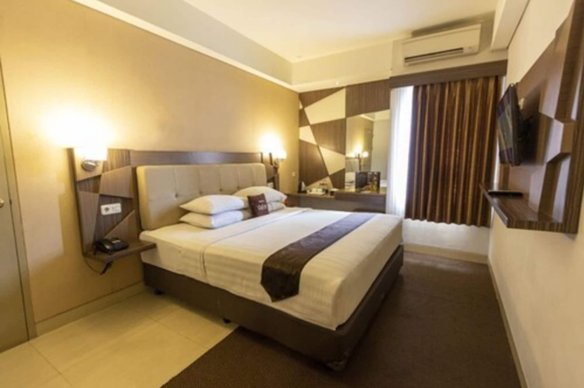 Hotel Fortunagrande Malioboro Yogyakarta Exterior photo