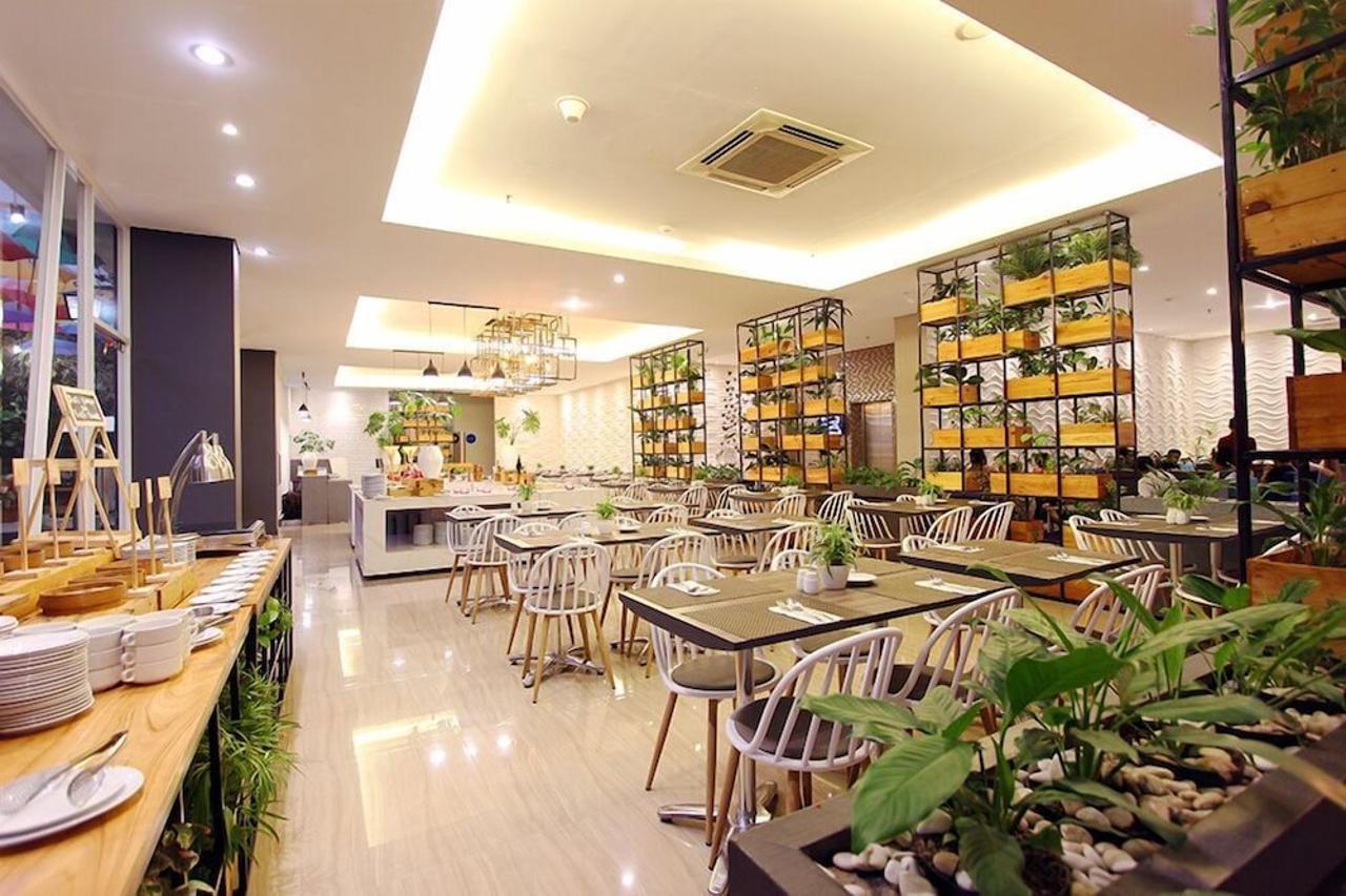 Hotel Fortunagrande Malioboro Yogyakarta Exterior photo