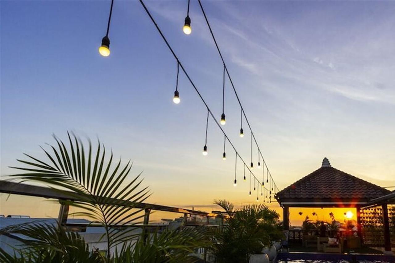 Hotel Fortunagrande Malioboro Yogyakarta Exterior photo