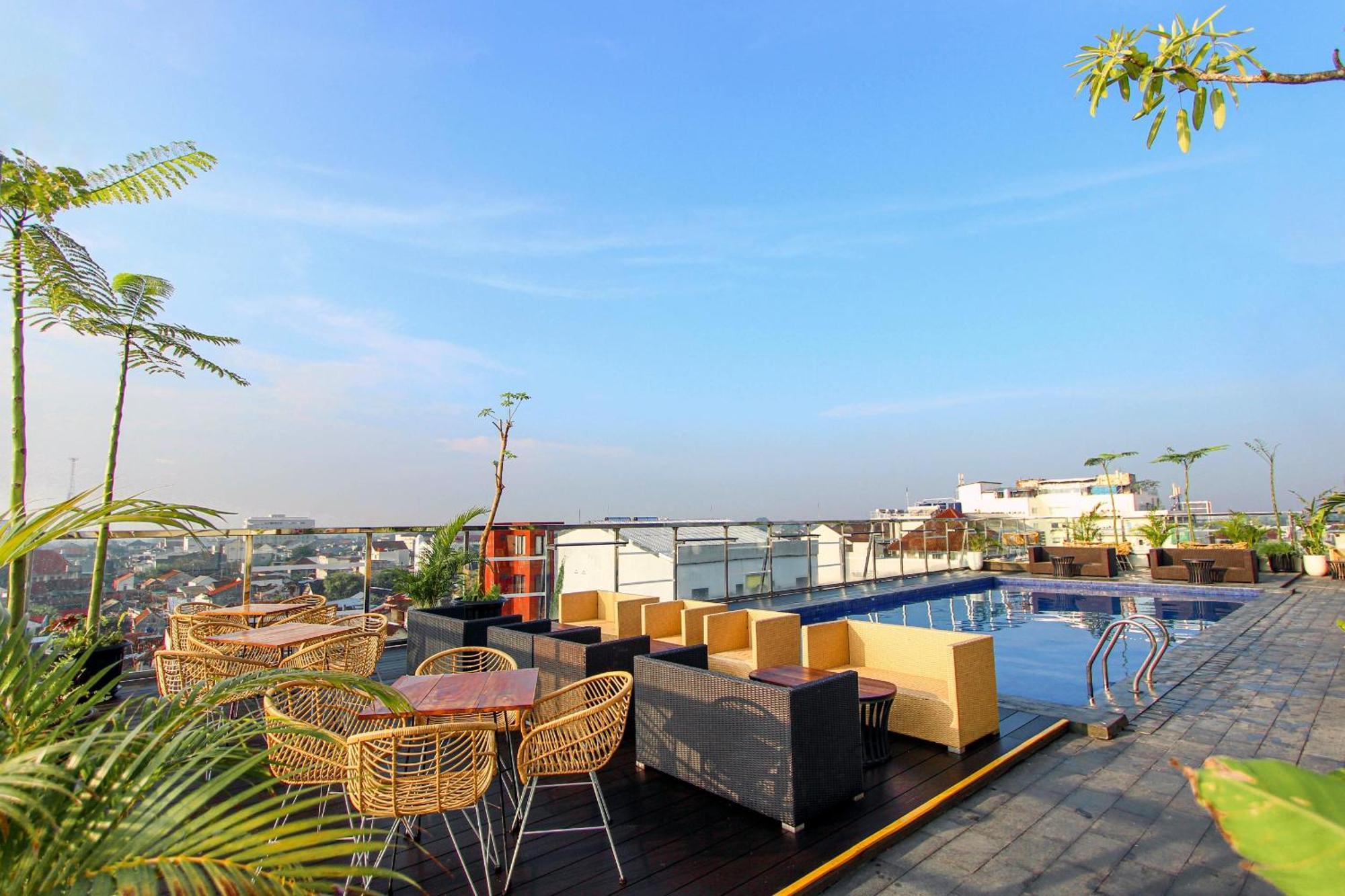 Hotel Fortunagrande Malioboro Yogyakarta Exterior photo