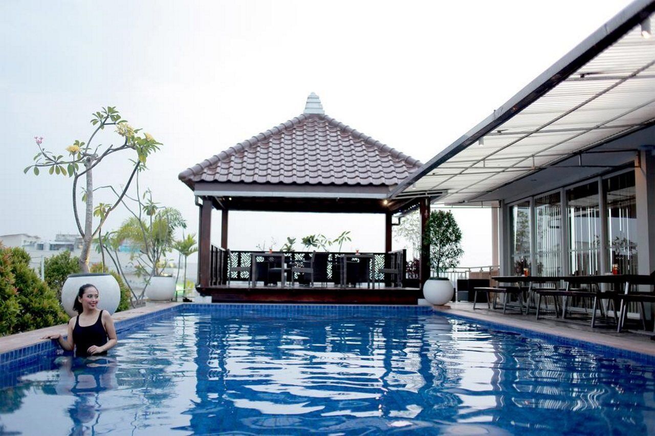 Hotel Fortunagrande Malioboro Yogyakarta Exterior photo