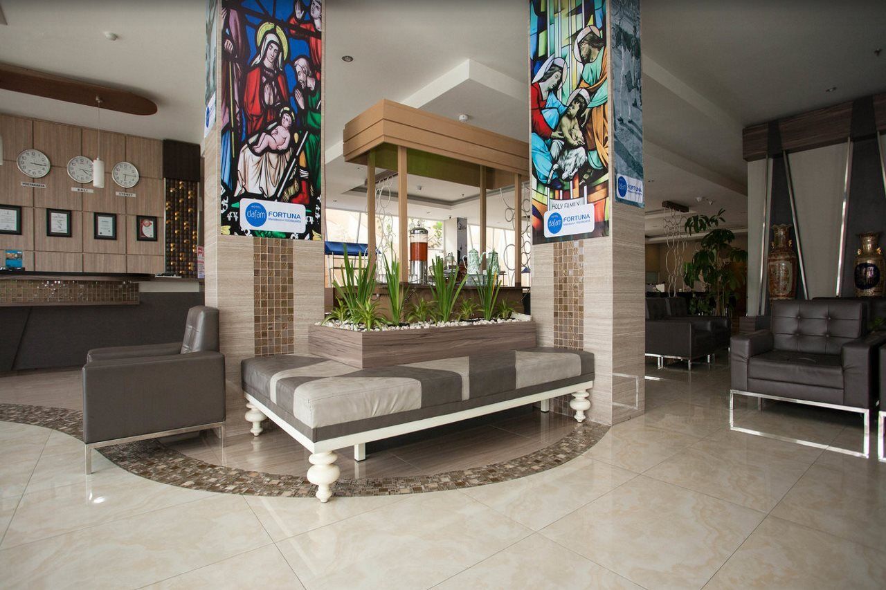 Hotel Fortunagrande Malioboro Yogyakarta Exterior photo